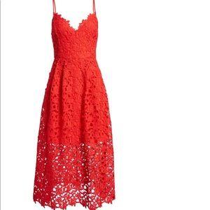 Midi red laced dress
